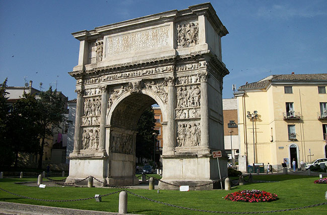 Sannio | Arco di Traiano [Benevento]